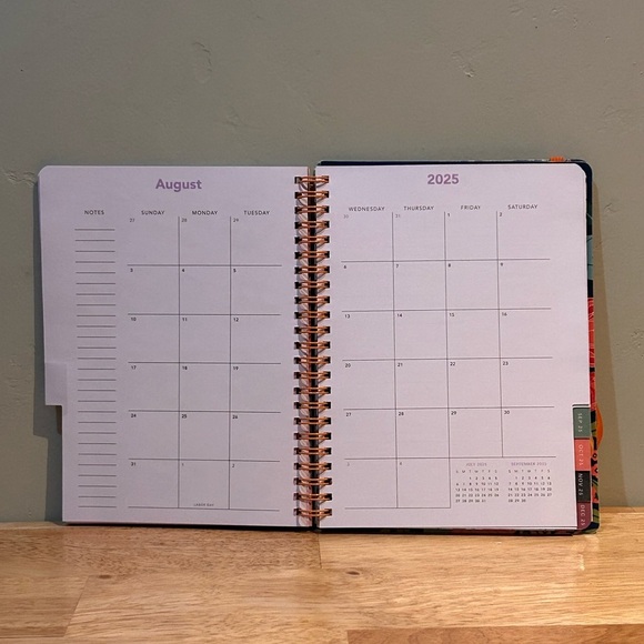 NWTS 2025 Weekly & Monthly Planner Made By Steel Mill. Vibrant Floral Design - Picture 12 of 13